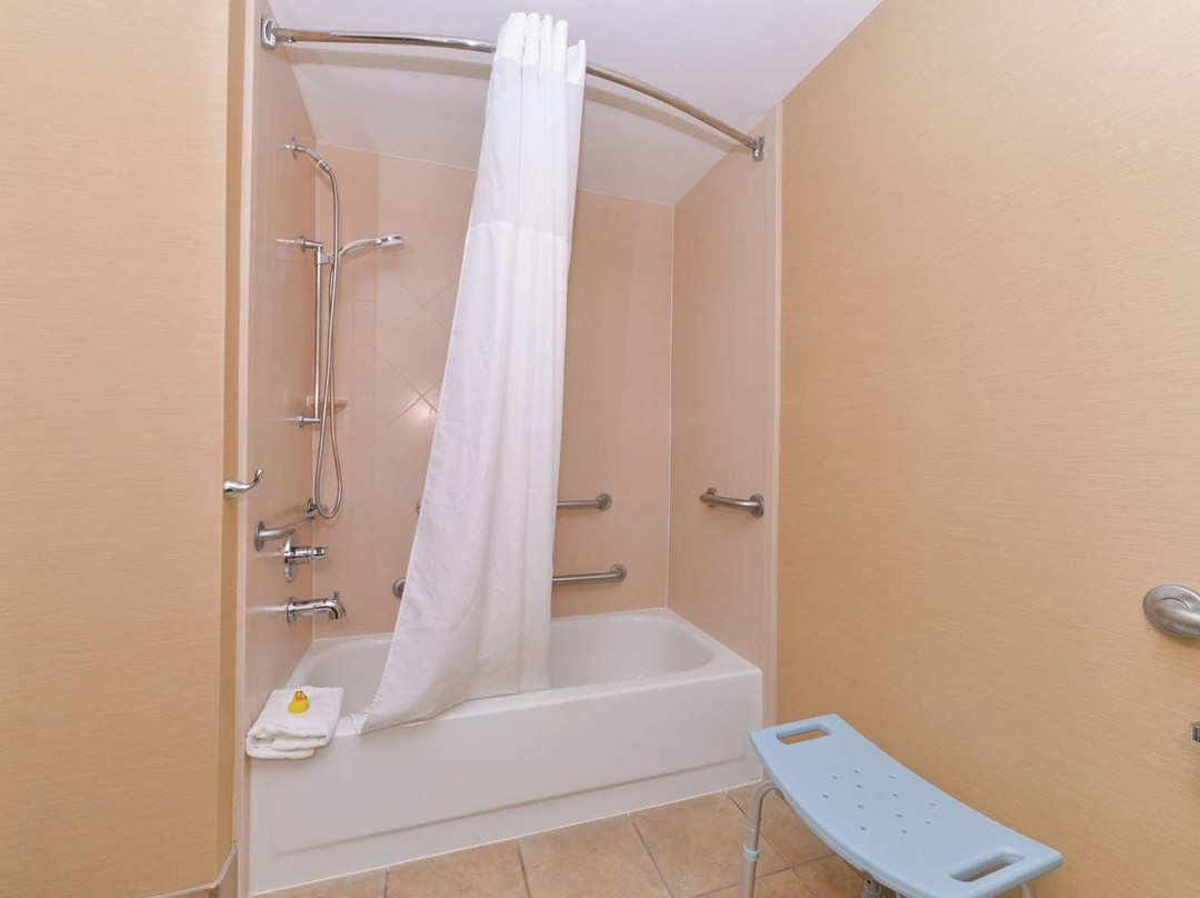 Hampton Inn Columbus-East主图