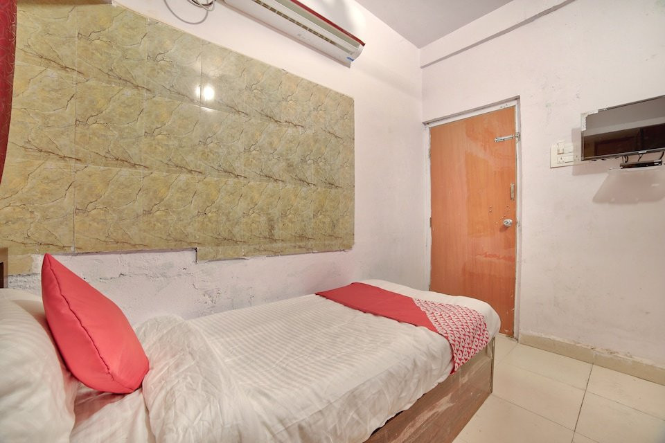 OYO 29392 Hotel Chandra Inn主图