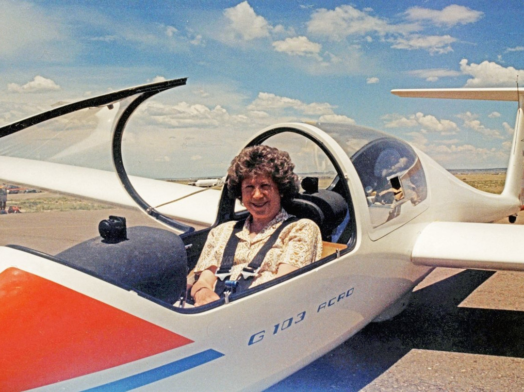 Encino旅游景点-Sundance Aviation Glider Rides