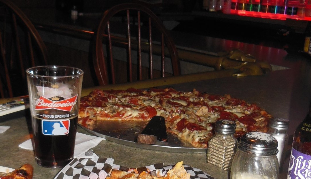 Milledgeville旅游景点-Johnny's Bar and Grill