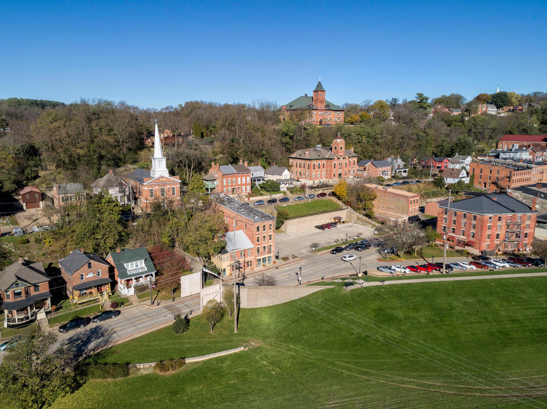 Beyond Chicago Day Tours