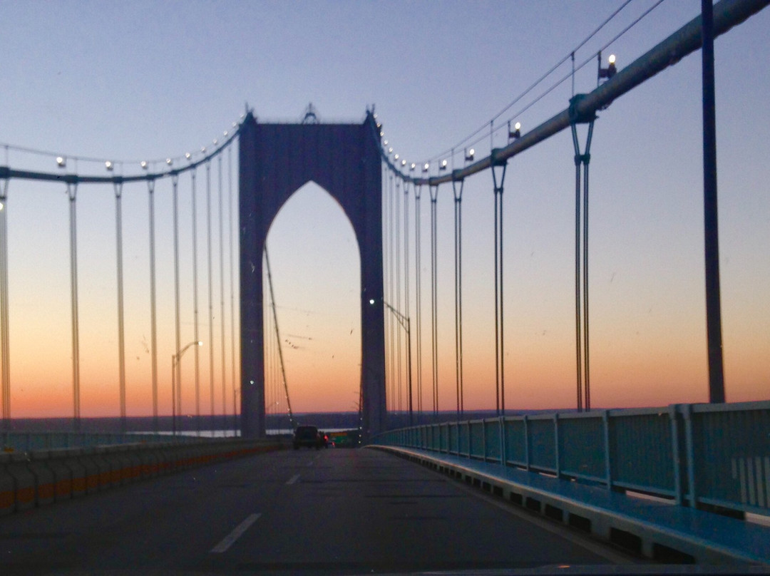 Jamestown旅游景点-Claiborne Pell Newport Bridge