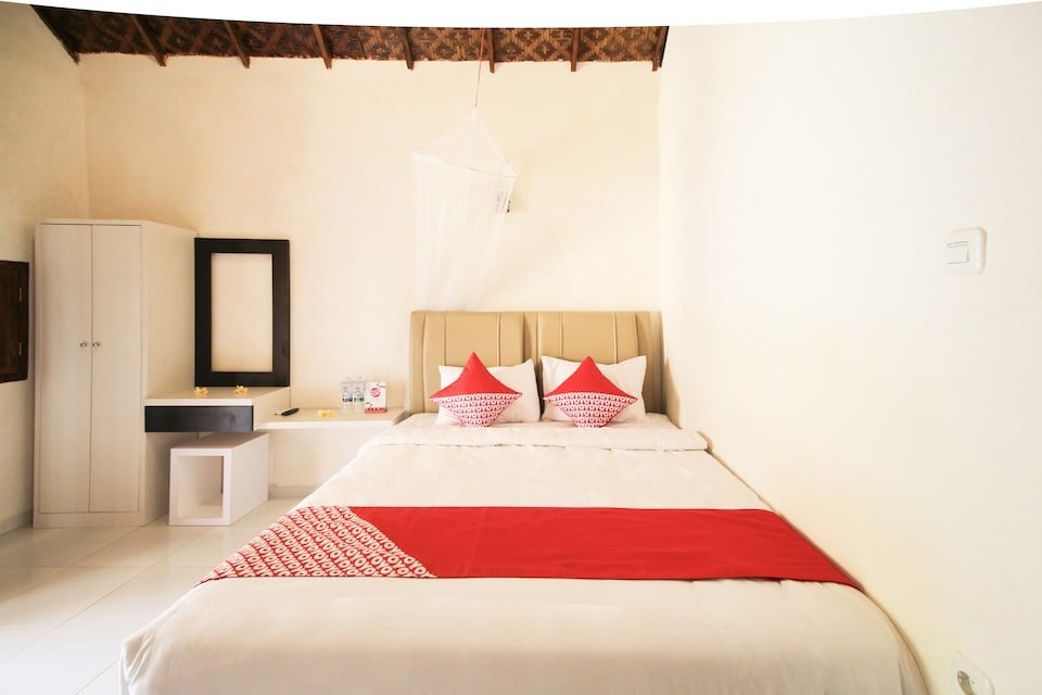 OYO 1115 Villa And Resto Kubu Selem Etnik Bali主图