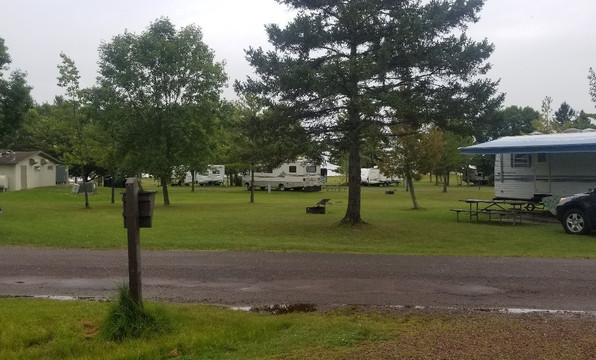 Thompson's West End Park-Washburn必去景点