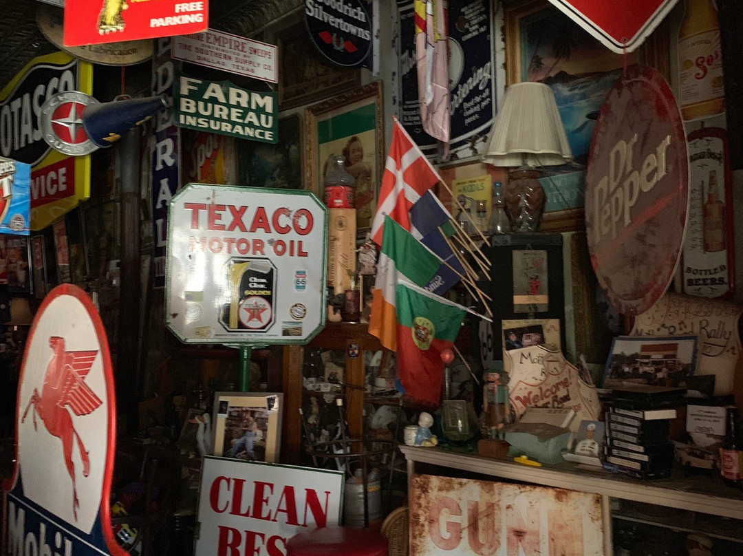 Sandhill Curiousity Shop-Erick必去景点