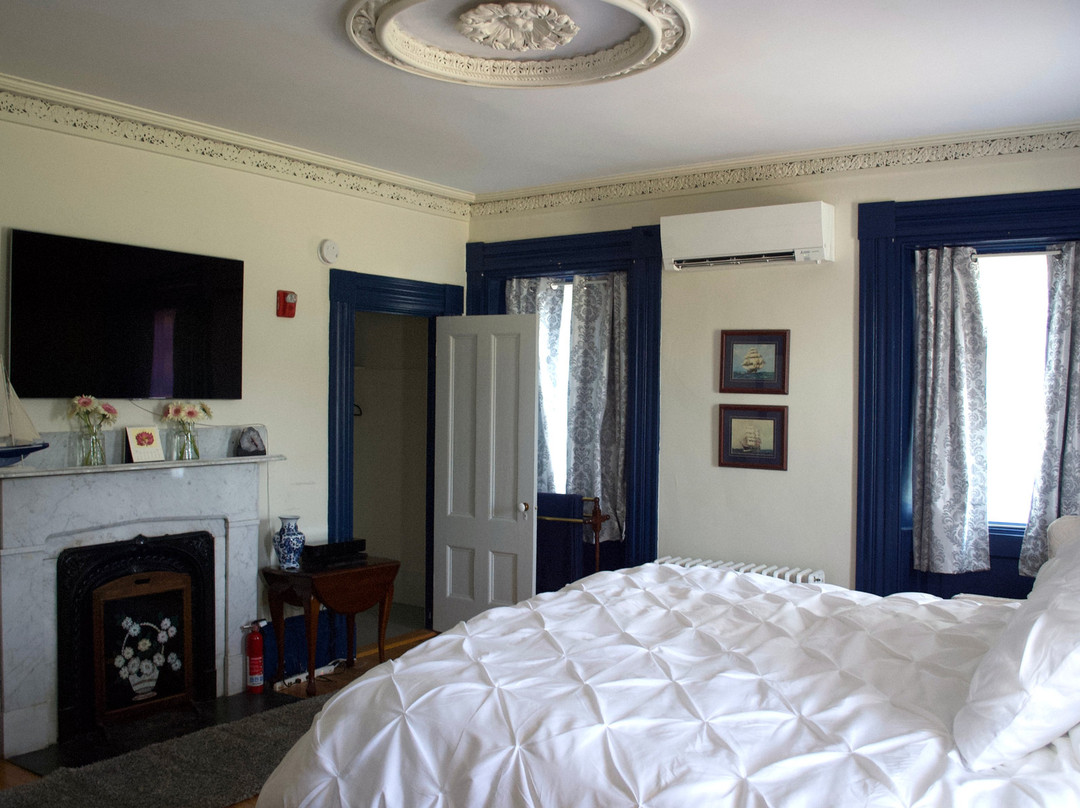 The Tipsy Butler Bed and Breakfast主图