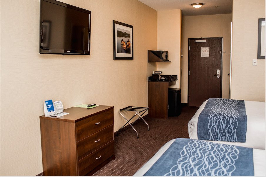 Comfort Inn & Suites主图