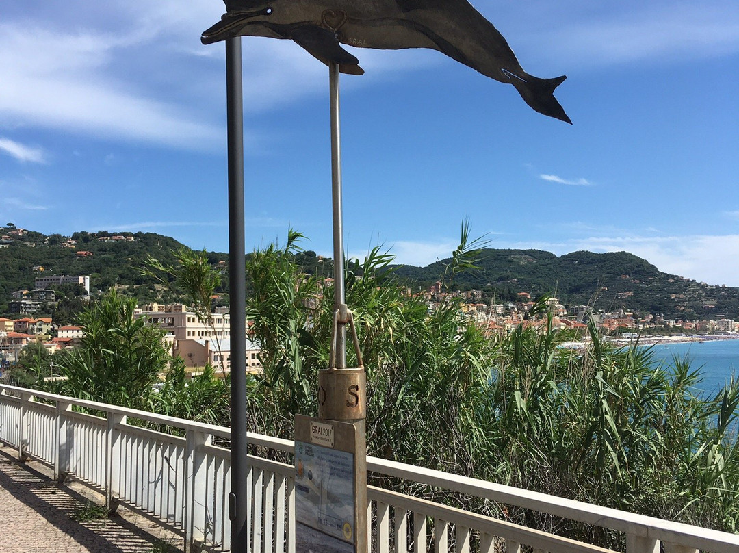 Passeggiata dei Cetacei-菲纳莱利古雷必去景点