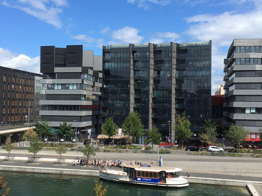 Le Vaporetto-里昂必去景点