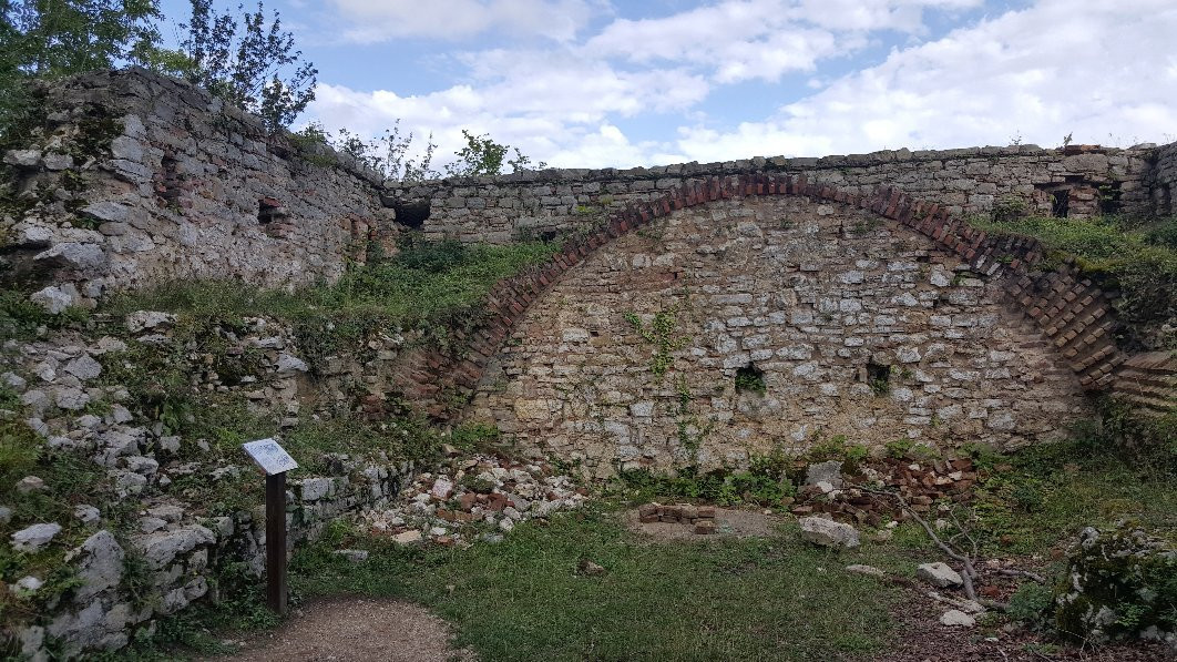 Château de Ferrette-Ferrette必去景点