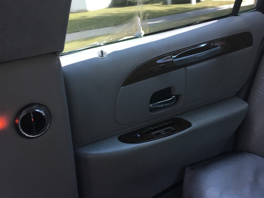 Famous Limo-温切斯特必去景点