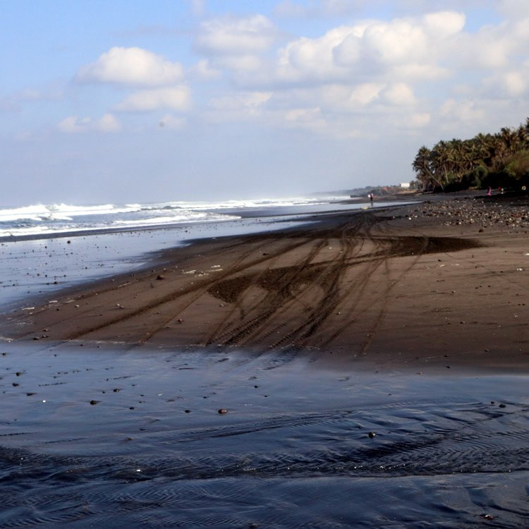 Yeh Gangga Beach-达巴南必去景点