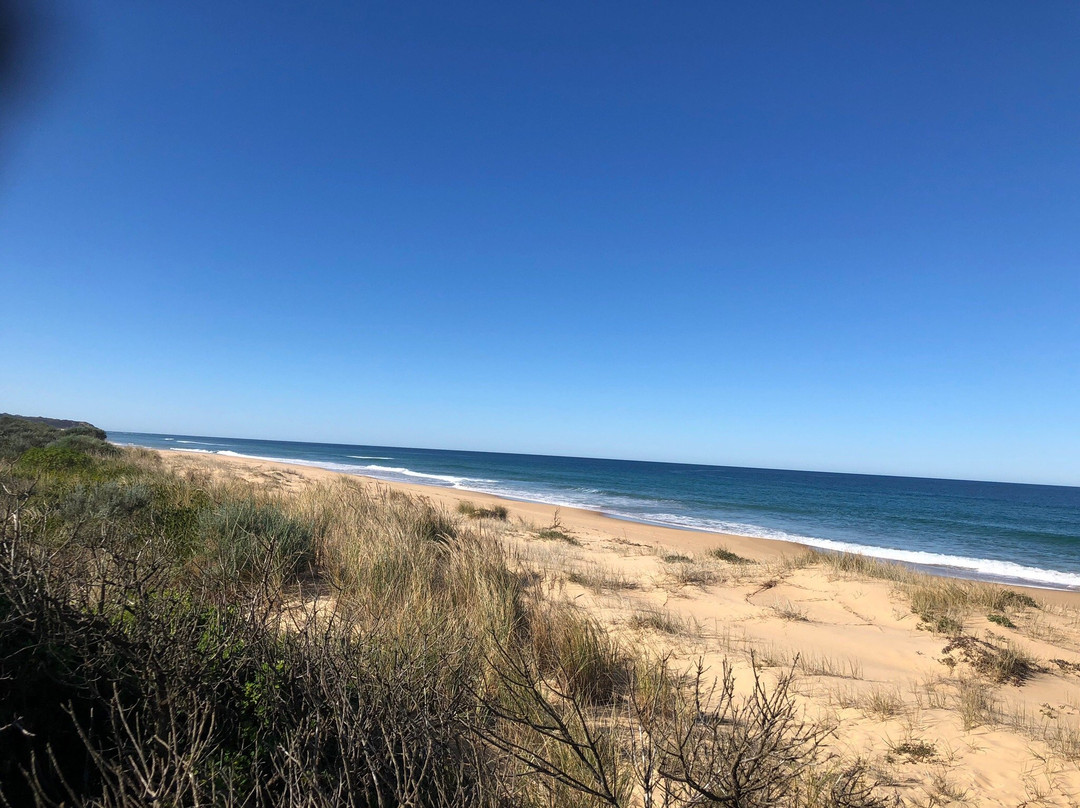 湖区度假单元入口酒店主图