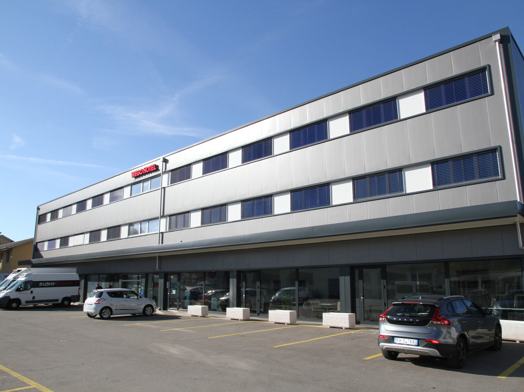 Wego Hotel主图