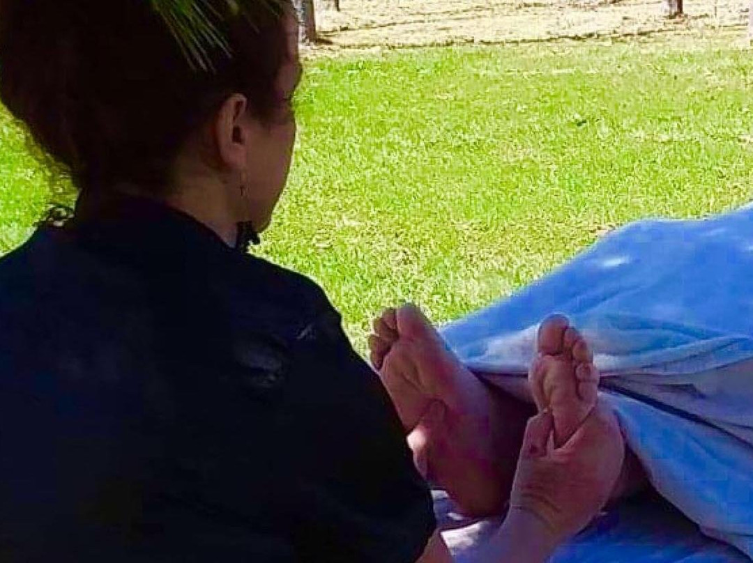 Julia Berasategui Zamora, Réflexologie  Corporelle & Art-Scotstown必去景点