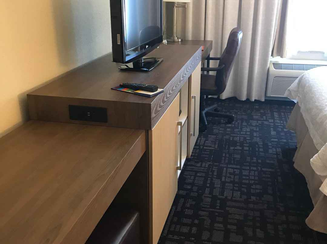 Hampton Inn & Suites Reno主图