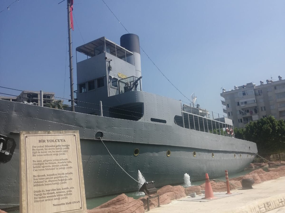 Nusret Minelayer Museum景点图片