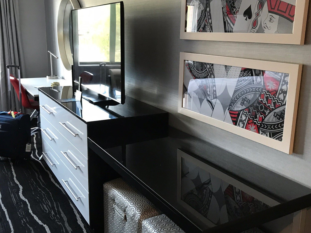 DoubleTree by Hilton Deadwood at Cadillac Jack's主图