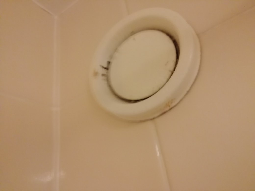 Days Inn by Wyndham Winchester M3-浴室