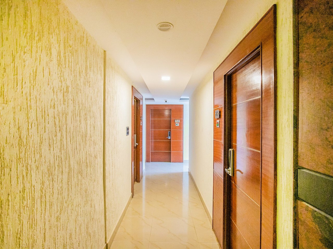 OYO 17102 Hotel Azure Park主图