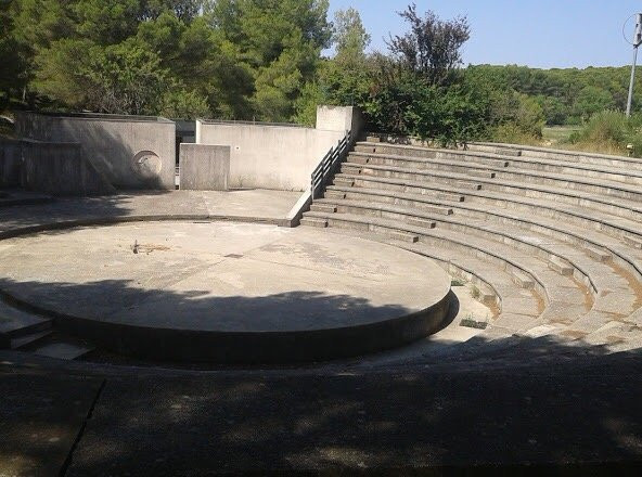Parc départemental de Bessilles-Montagnac必去景点