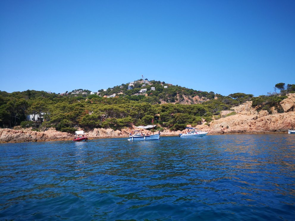 Paco Boats-Tamariu必去景点