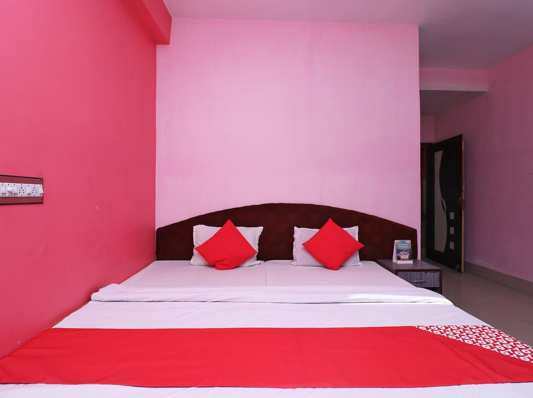 Oyo 35875 Hotel S2