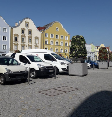 Oberer Stadtplatz, Silberzeile-莎丁必去景点