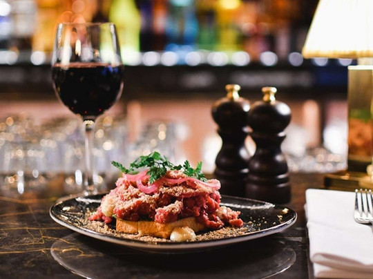 Senate Luxury Suites主图