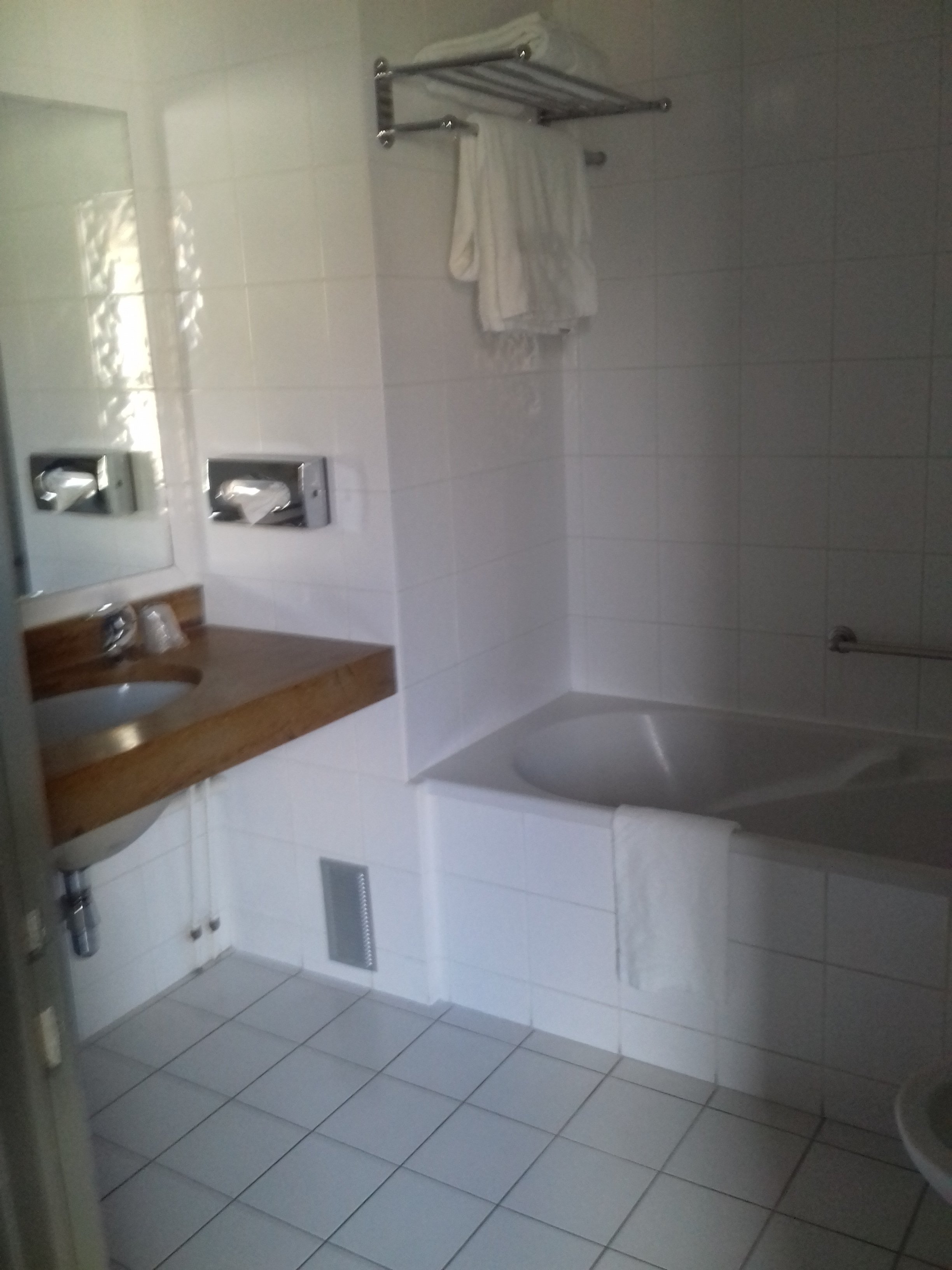 户彻特酒店-浴室