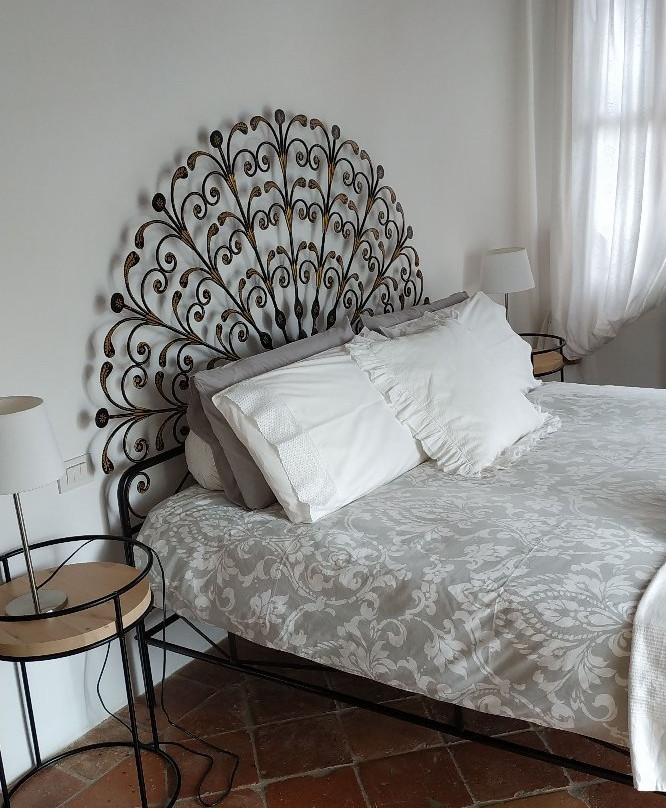 Il Fienile Sotto L'Arco主图