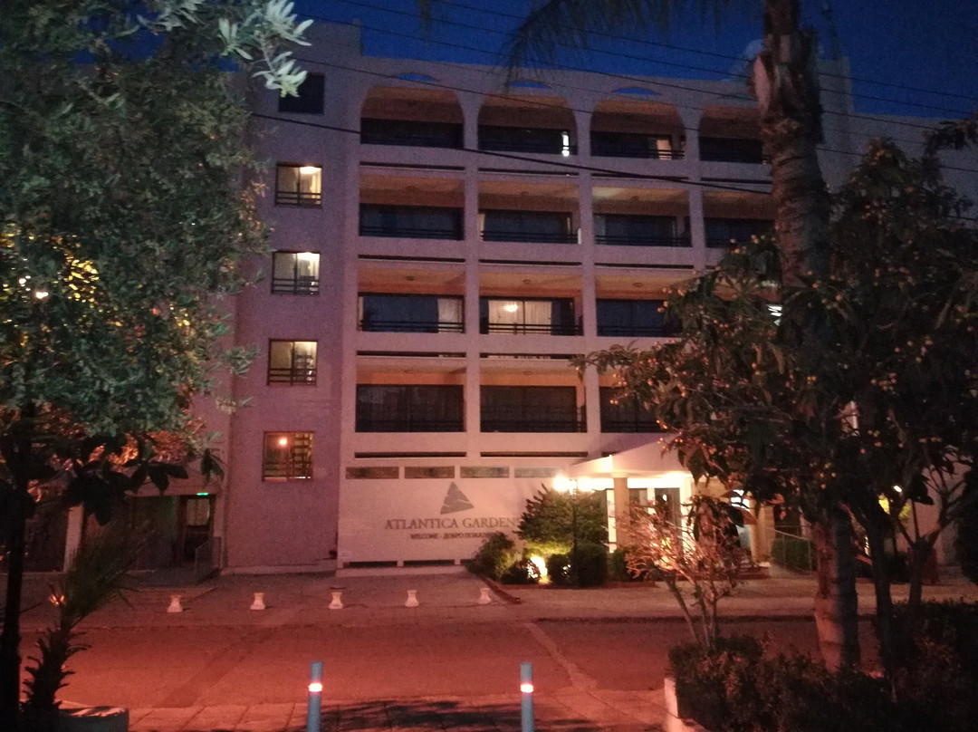 Atlantica Gardens Hotel主图