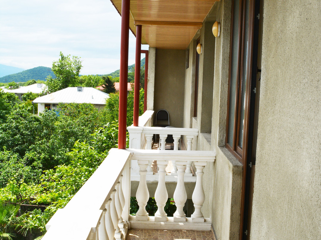 Hotel In The Middle of City主图