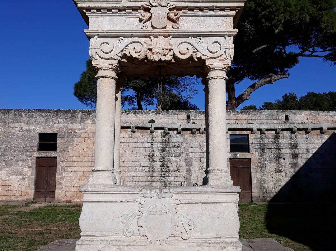 Abbazia di Santa Maria di Cerrate景点图片