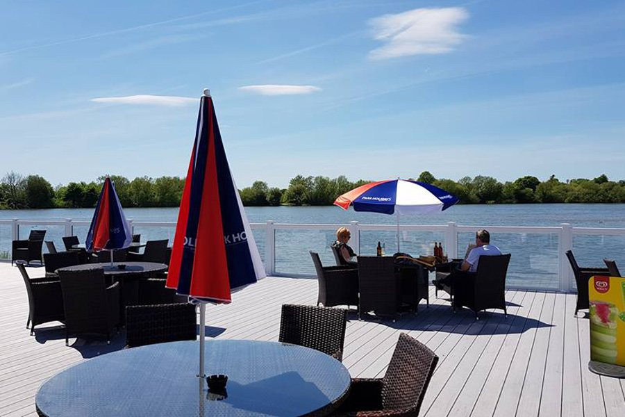 Chichester Lakeside Holiday Park