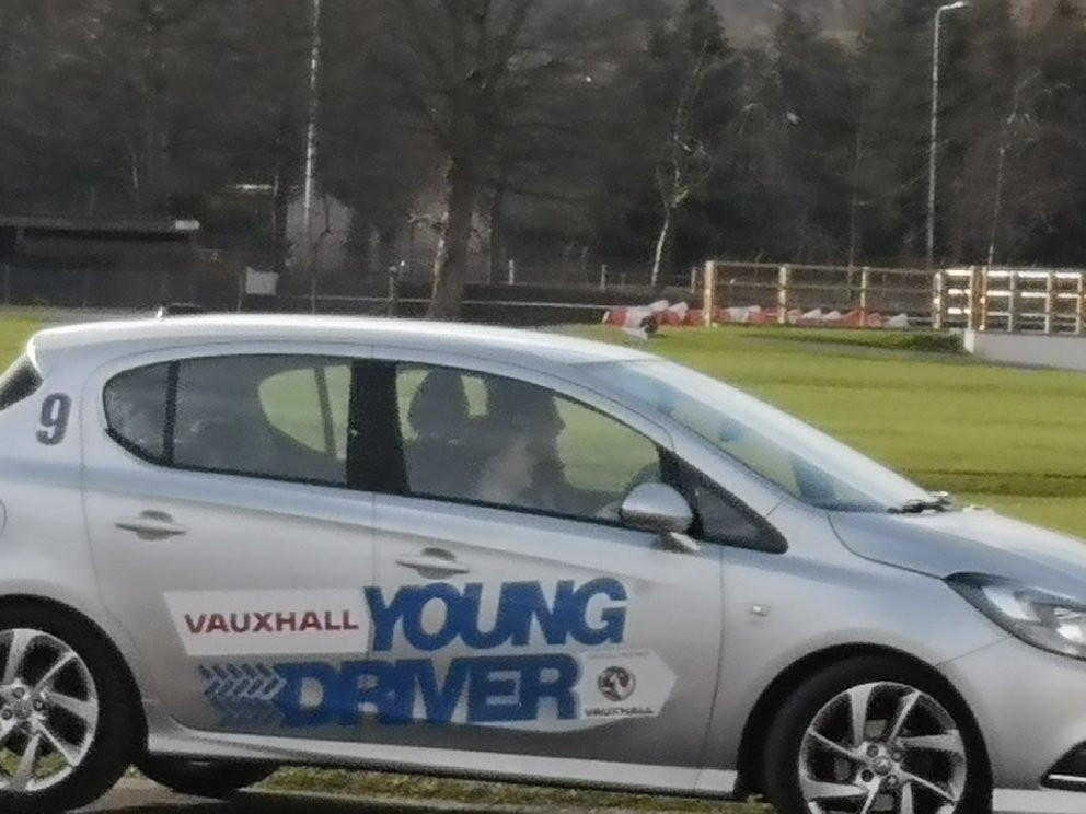 Young Driver-爱丁堡必去景点