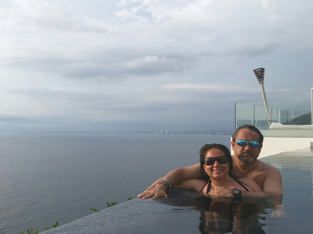 加尔萨布兰卡自然保护区温泉度假酒店主图