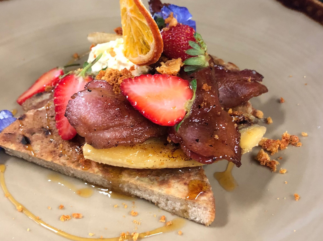 Memories Coffee Lounge & Restaurant