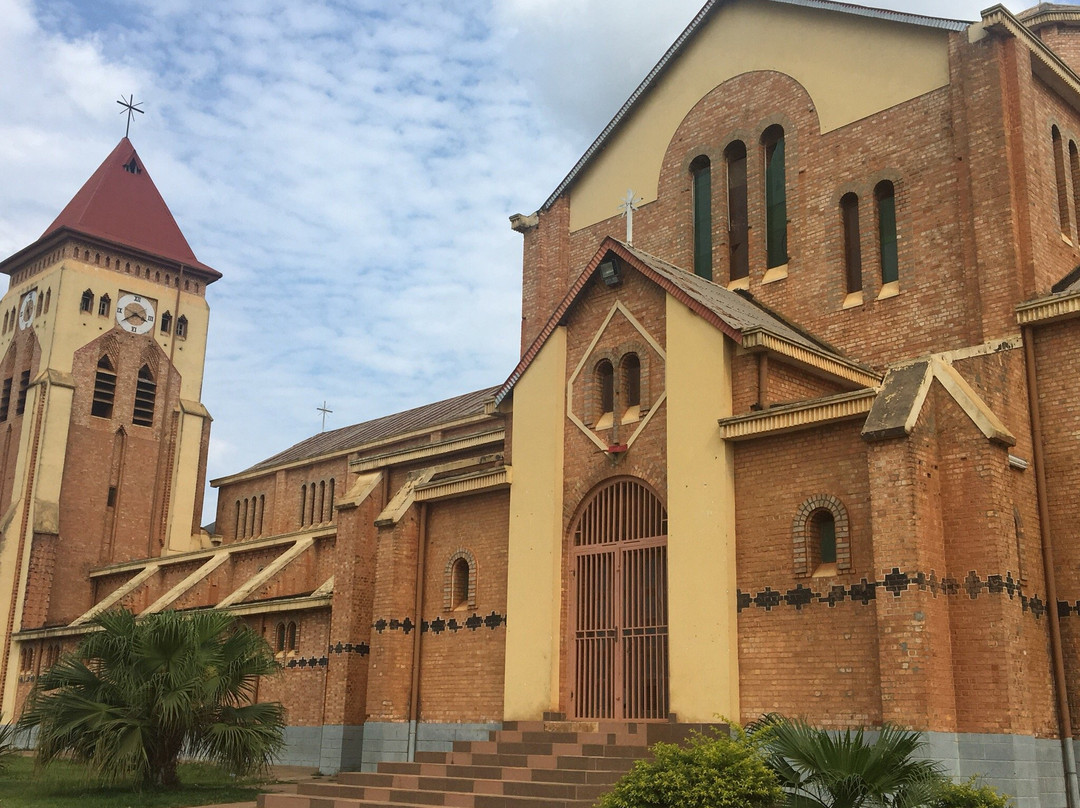 Cathedrale de Kisantu景点图片