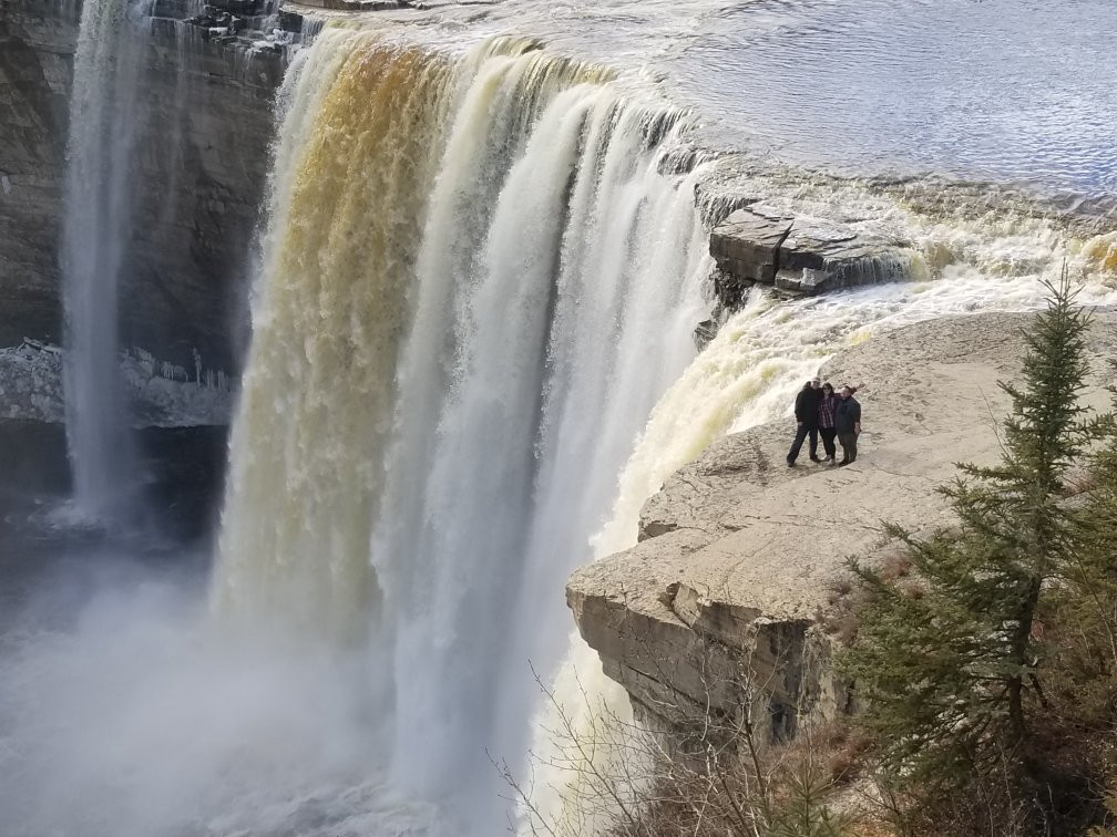 Alexandra Falls Territorial Park Day Use Area-Enterprise必去景点