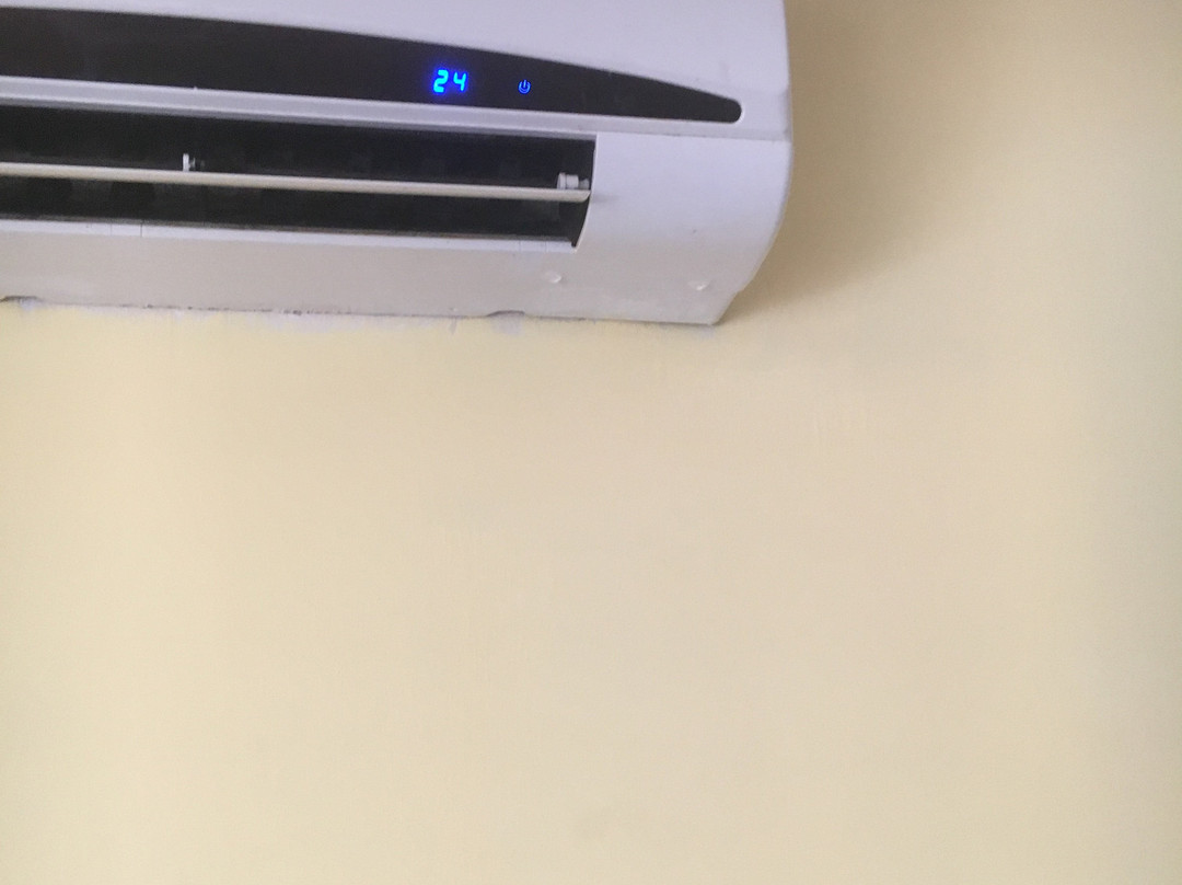 加蒙纳尔花园酒店主图