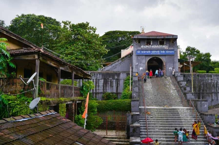 Aai Vajreshwari Devi Temple景点图片