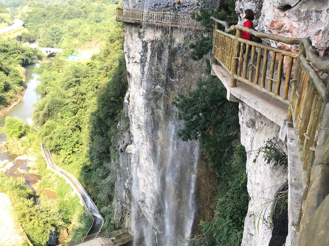 清远黄龙峡漂流景点图片