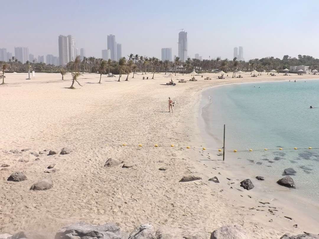 沙迦市华美达酒店主图