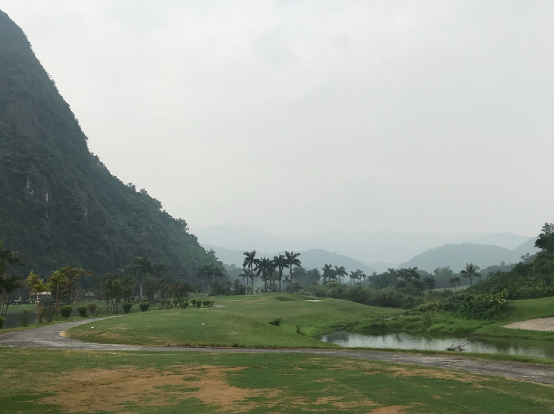 Phoenix Golf Resort-Luong Son必去景点