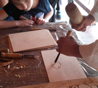 Alex & Emma's Land-Pietrosani必去景点