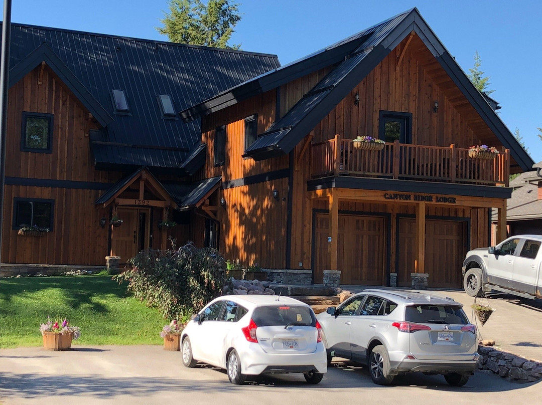 峡谷岭旅馆主图