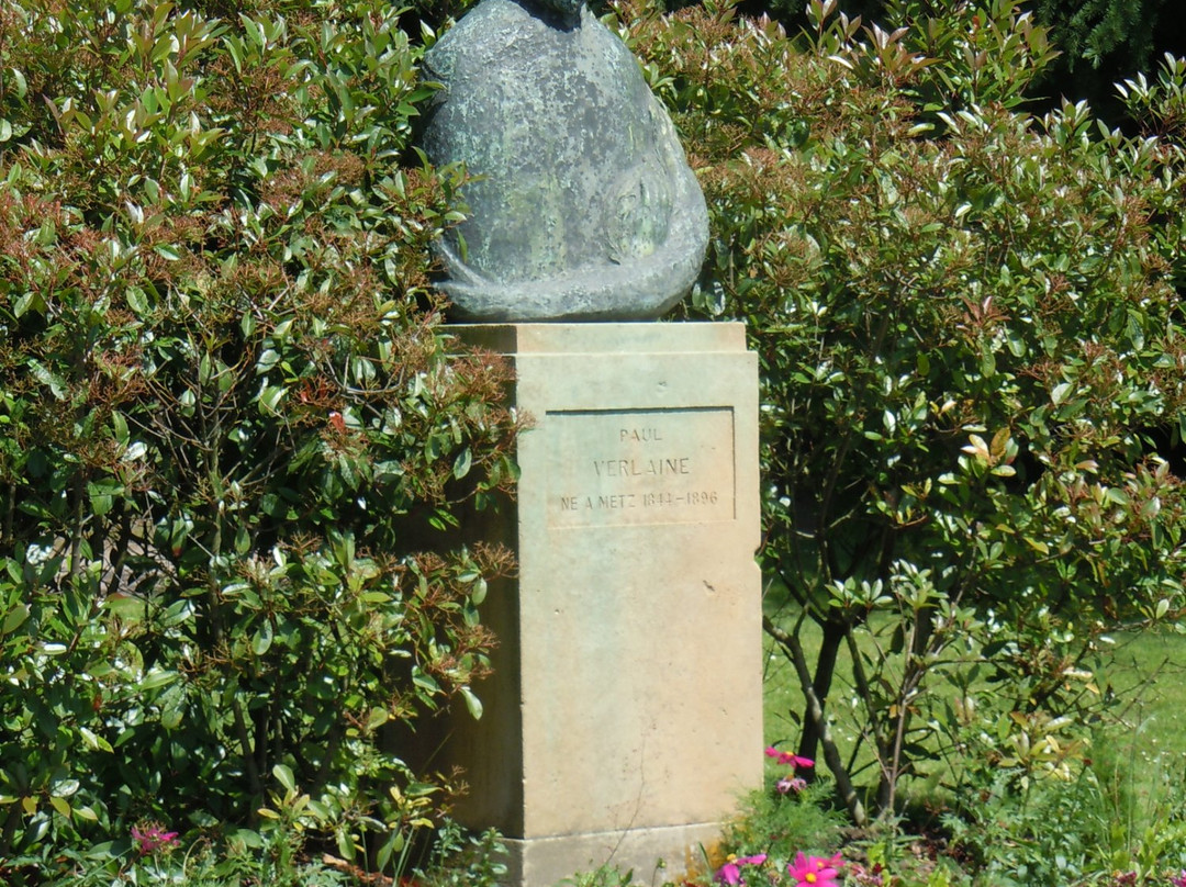 Monument a Verlaine景点图片