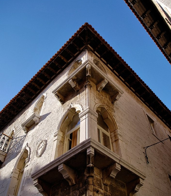 Zuccato Palace-波雷奇必去景点