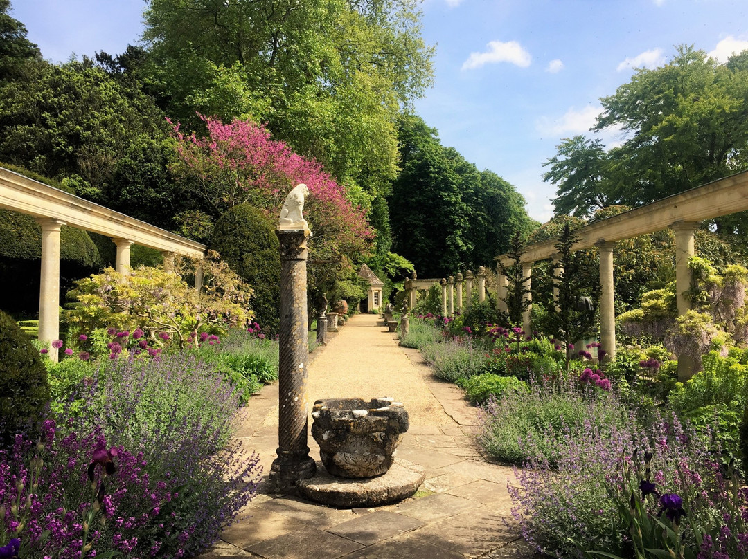 Iford Manor: The Peto Garden-埃文河畔布德拉夫必去景点